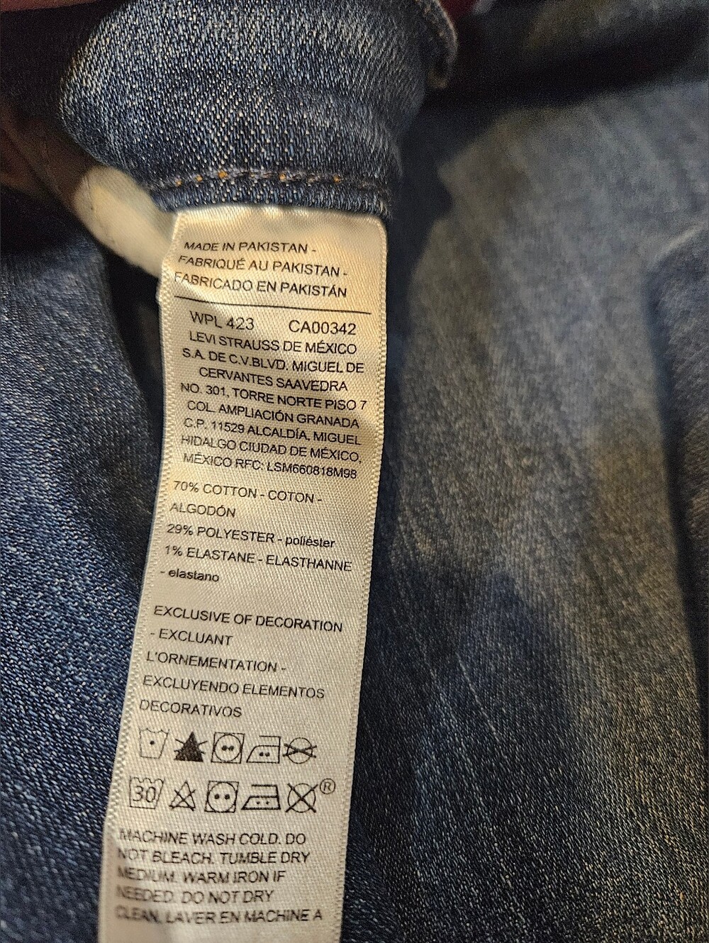 Levi Strauss Signature Women's Plus Mid Rise Slimming Bootcut Jeans 22 Short - Picture 11 of 13